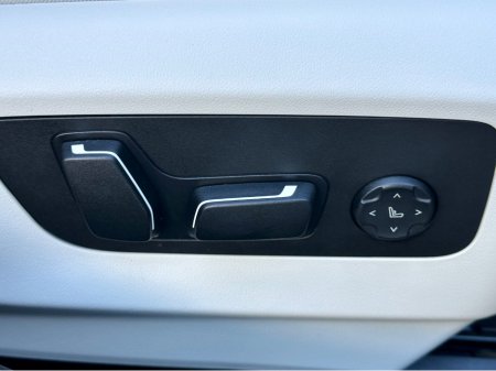 2026 BMW 5-Series - photo 15