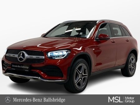 2022 Mercedes-Benz GLC GLC 300 e 4Matic Panoramic Sunroof & AMG Styling