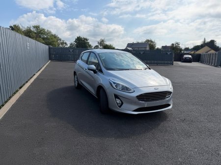2018 Ford Fiesta - photo 2