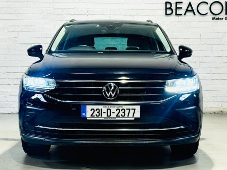 2023 Volkswagen Tiguan - photo 4
