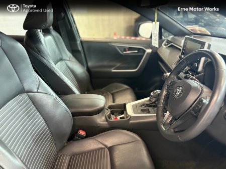 2021 Toyota RAV4 - photo 10