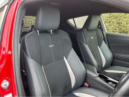 2021 Toyota C-HR - photo 10