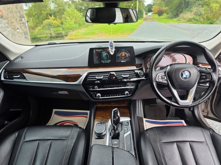 2018 BMW 5-Series - photo 6