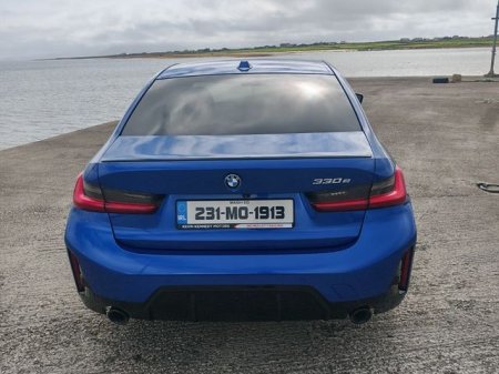2023 BMW 3-Series - photo 8