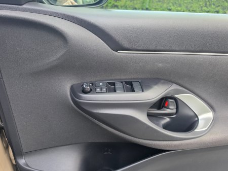2020 Toyota Yaris Cross - photo 27