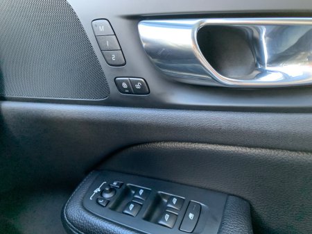 2020 Volvo V60 - photo 30