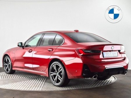 2025 BMW 3-Series - photo 2