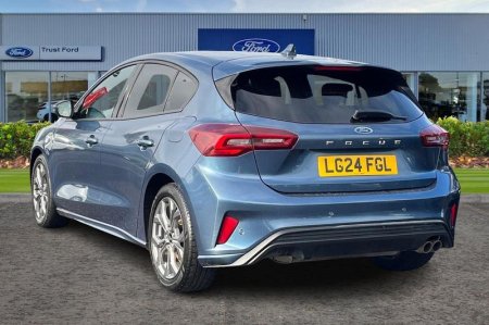 2024 Ford Focus - photo 2