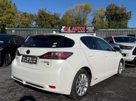 2011 Lexus CT - photo 6