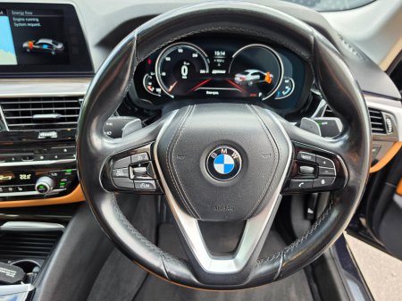 2017 BMW 5-Series - photo 17