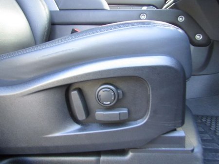 2023 Land Rover Defender - photo 22