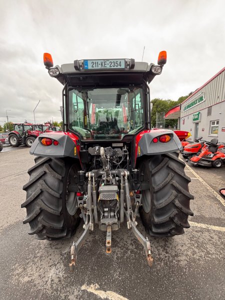 2021 Massey Ferguson 5711 M - photo 13