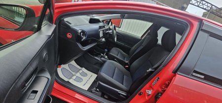 2016 Toyota Aqua - photo 8