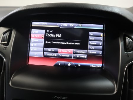 2016 Ford Focus - photo 18