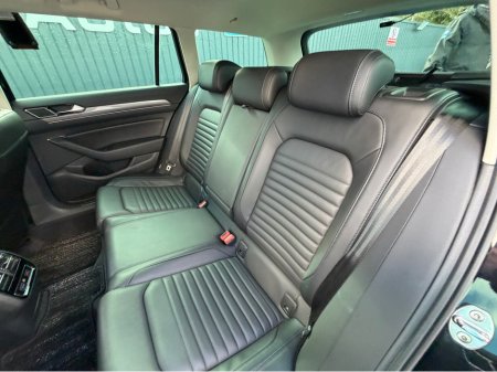 2019 Volkswagen Passat - photo 35