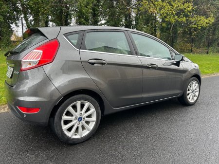 2017 Ford Fiesta - photo 3