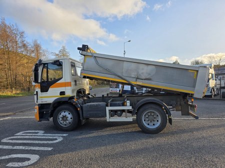 2017 IVECO EUROCARGO 120- 210 - photo 4