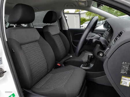 2015 Volkswagen Polo - photo 14