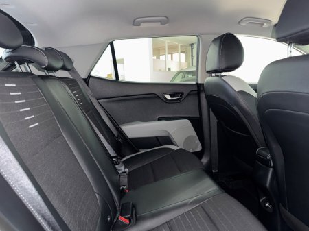 2026 Kia Stonic - photo 5