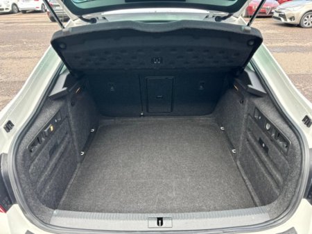 2019 Skoda Superb - photo 12