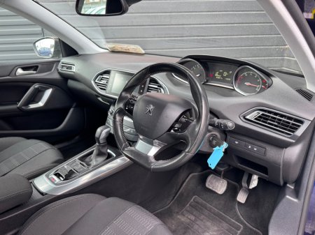 2014 Peugeot 308 - photo 7