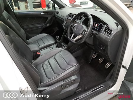 2023 Volkswagen Tiguan - photo 14