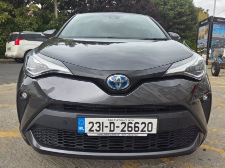 2023 Toyota C-HR - photo 2