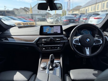 2017 BMW 5-Series - photo 13