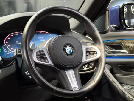 2021 BMW 5-Series - photo 14