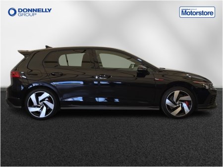 2023 Volkswagen Golf - photo 3