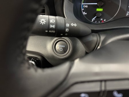 2025 Toyota Yaris - photo 19