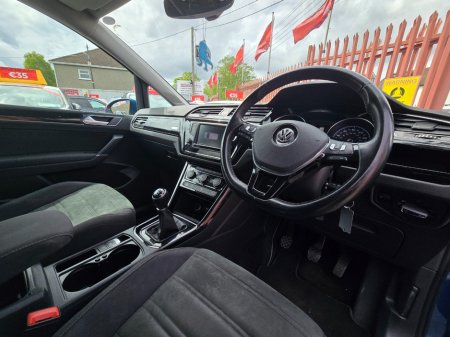 2016 Volkswagen Touran - photo 5