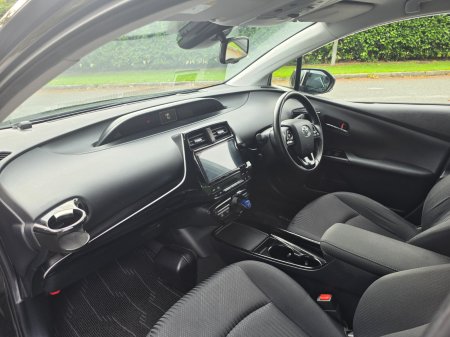 2020 Toyota Prius - photo 12