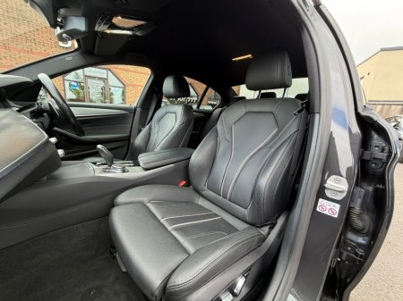 2020 BMW 5-Series - photo 15