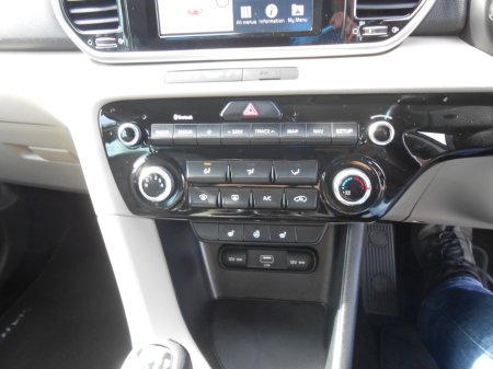 2020 Kia Sportage - photo 13