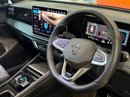 2025 Volkswagen Tiguan - photo 11