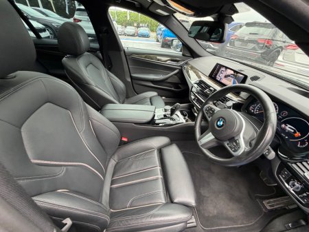 2020 BMW 5-Series - photo 18