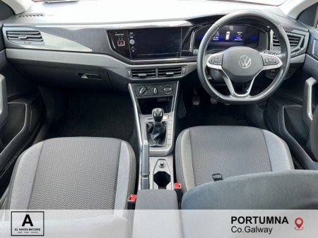 2024 Volkswagen Taigo - photo 2