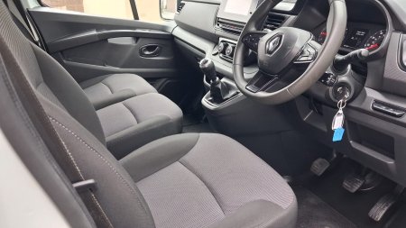 2022 Renault Trafic - photo 7