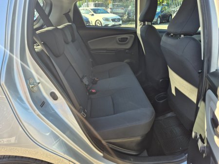 2017 Toyota Yaris - photo 10