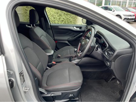 2022 Ford Focus - photo 10