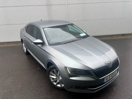 2016 Skoda Superb - photo 2