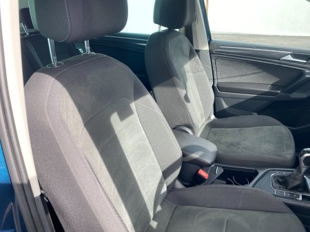 2021 Volkswagen Tiguan - photo 10