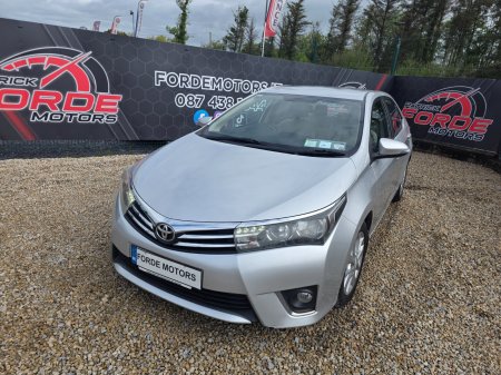 2014 Toyota Corolla - photo 2
