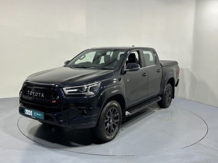 2024 Toyota Hilux - photo 3