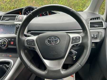 2015 Toyota Verso - photo 18