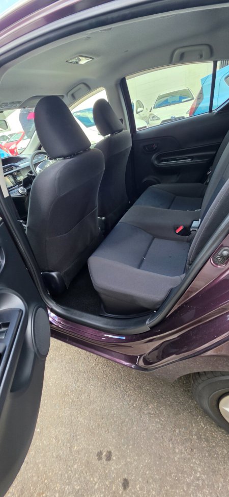 2015 Toyota Aqua - photo 7