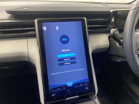 2026 Ford Explorer - photo 8