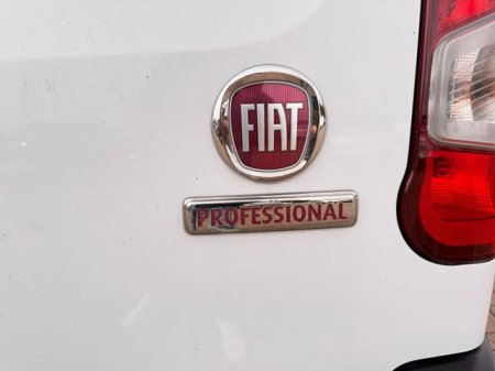 2023 Fiat Doblo - photo 14