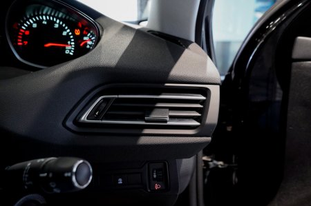 2020 Peugeot 308 - photo 19